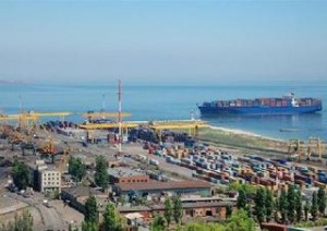 Суд отменил переход Ильичевского порта на короткую рабочую неделю