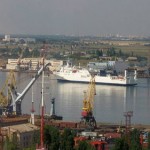 ilyichyovsk overloading cars