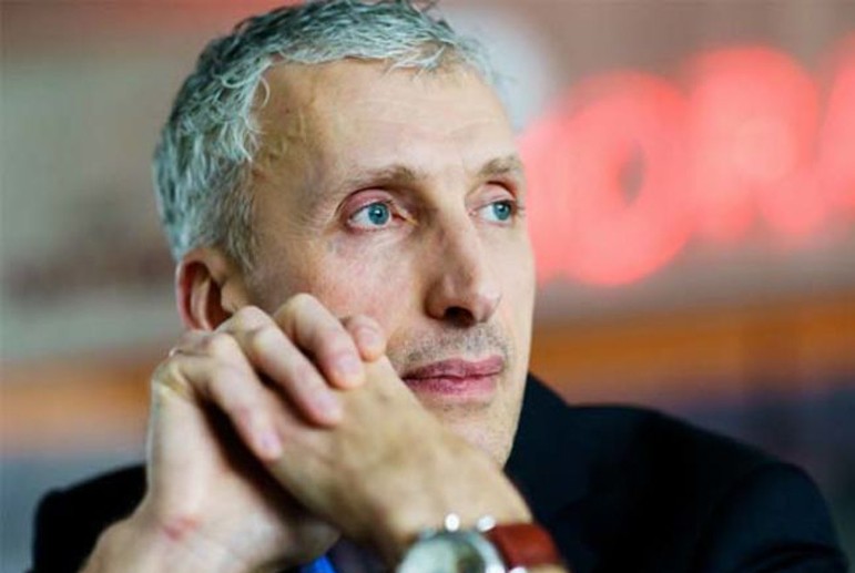 Олег Пономарь, Украина — аналитика гибридной войны, агрессии России, а также противодействия агрессору со стороны США, Европейского Союза и Украины.